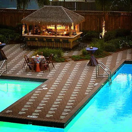 Doubletree By Hilton New Orleans Airport 