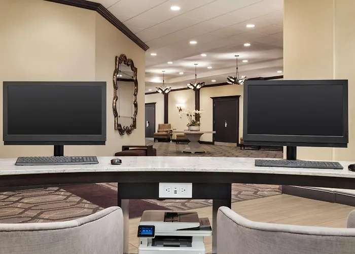 Doubletree By Hilton New Orleans Airport